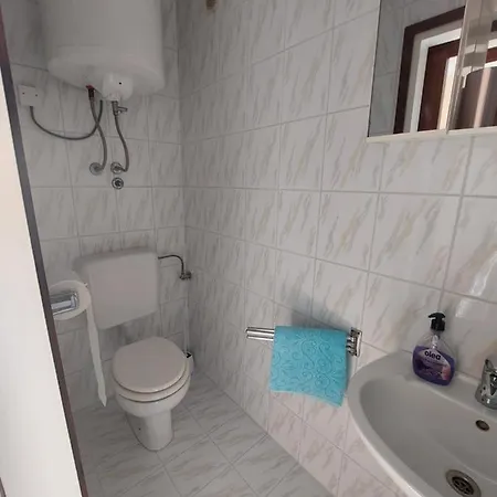 Guest house Marto Rab Town