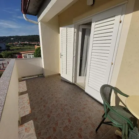 Marto Guest house *